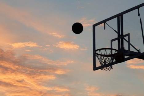 Fanatics CFO Glenn Schiffman discusses the need to put customers - and partners - first, and how collaboration is key to growth